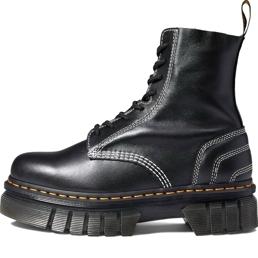 Dr. Martens Audrick  8I Quilted Lux Smooth Black Leather Lady’s Bo… - Picture 2 of 12